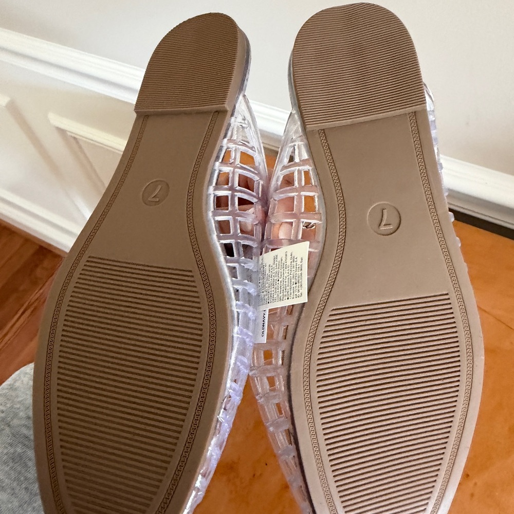 Old Navy Clear Lattice Jelly Mules - Transparent/Clear- NWT! Size 7 - Picture 3 of 3
